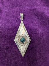 Stunning Indian silver diamond shape pendant