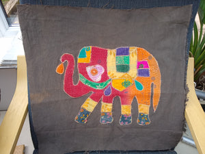 Square elephant embroidery